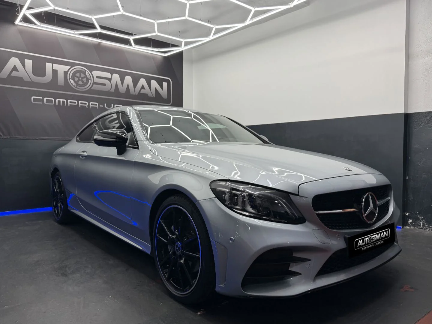 MERCEDES-BENZ Clase C C 220 d Coupe 2022 Diésel Gris - Motor